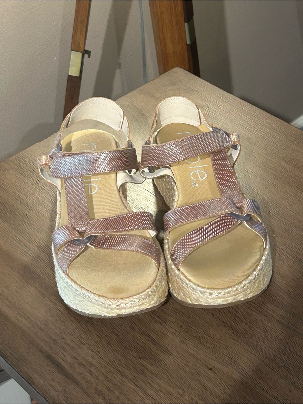 Nicole Women's Size 6.5M Metallic Rose Gold Espadrille Platform Sandals
